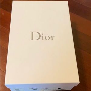 Dior shoe box